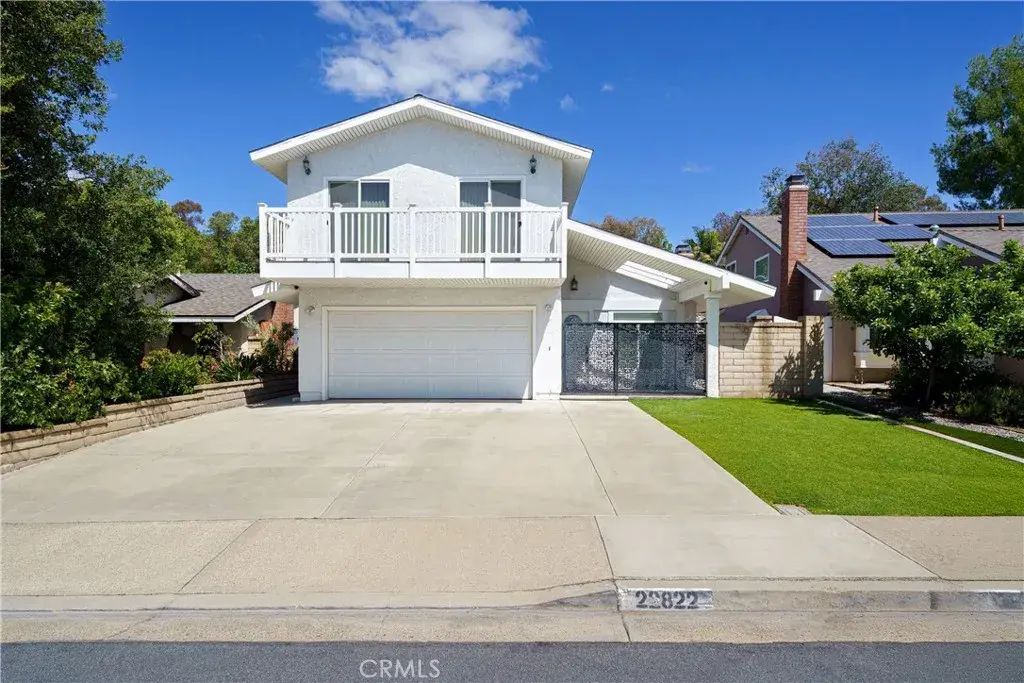 22822 Via Octavo, Mission Viejo
