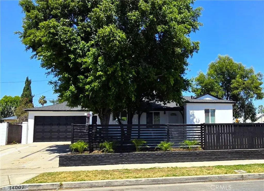 14007 Parthenia, Panorama City