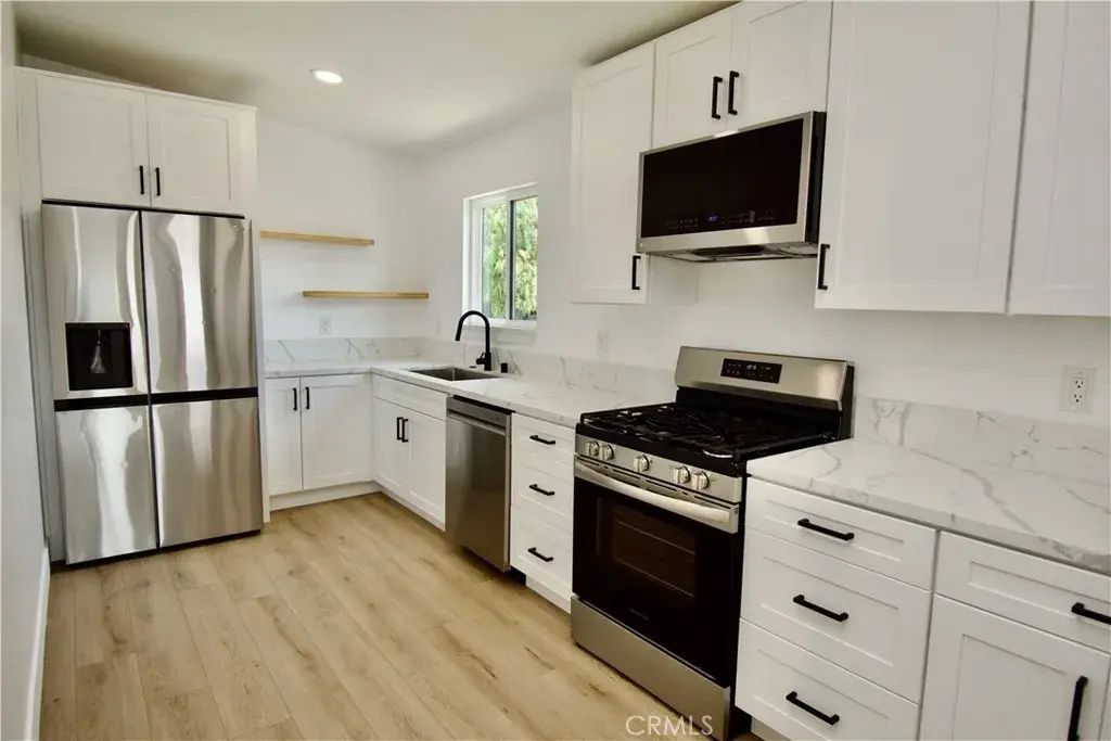 820 Iris, Imperial Beach