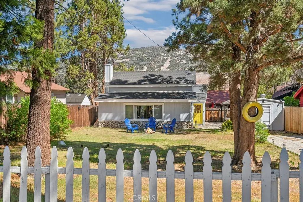 513 E Meadow Lane, Big Bear City