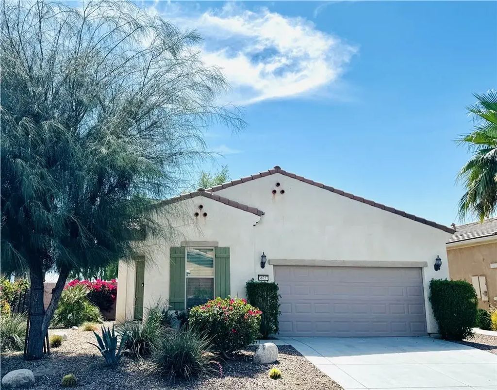 38757 Camino Aguacero, Indio