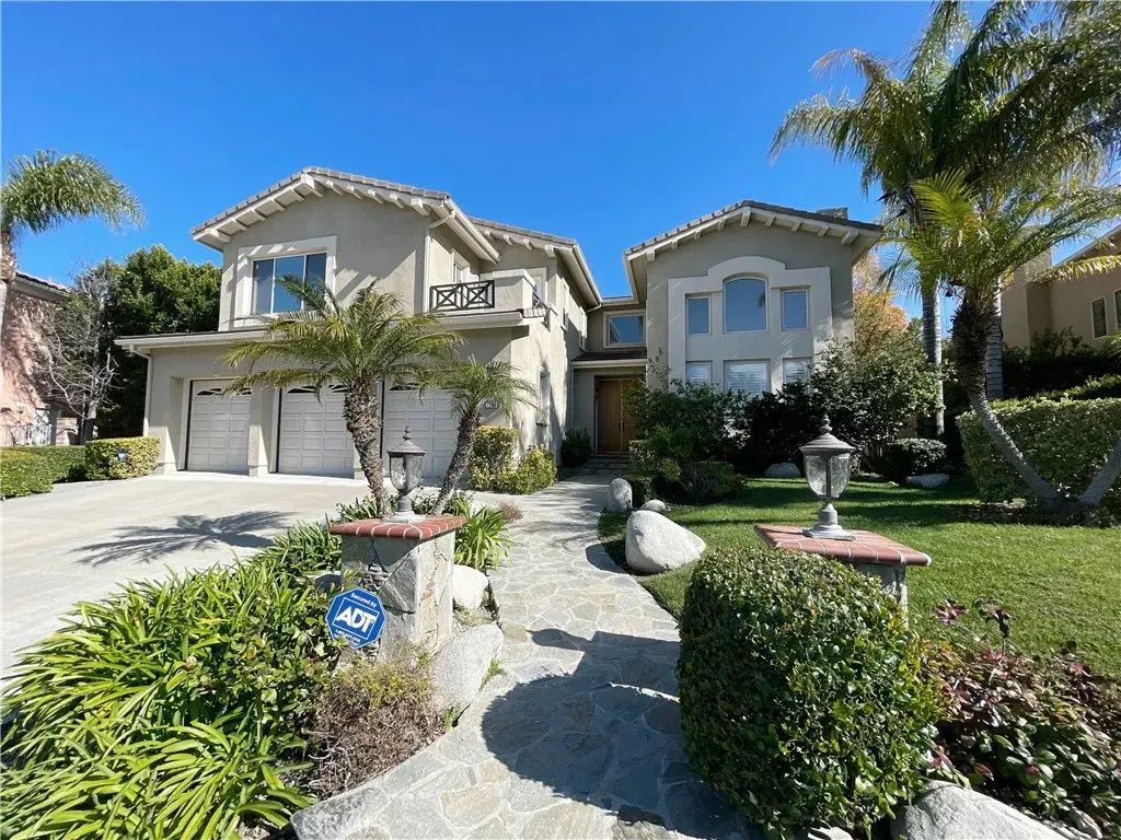 7248 Whitehall Lane, West Hills