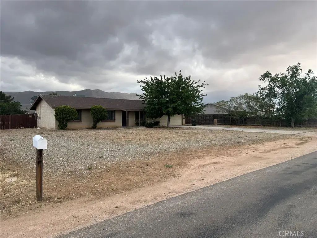 21181 Balsa, Apple Valley