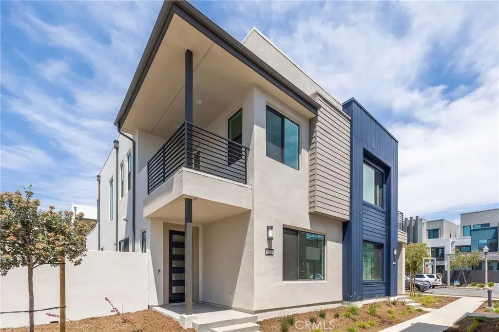 229 Novel, Irvine
