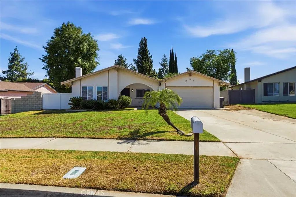 2835 Calle Sausalito, Riverside