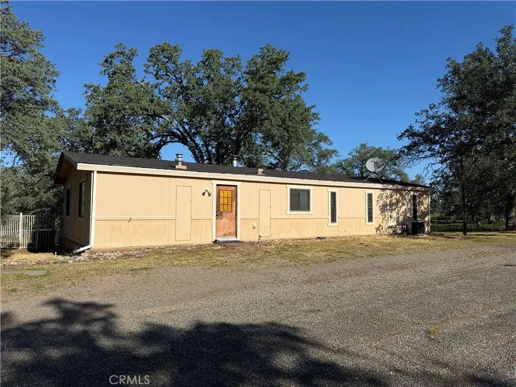 1165 W Ruby King, Stonyford
