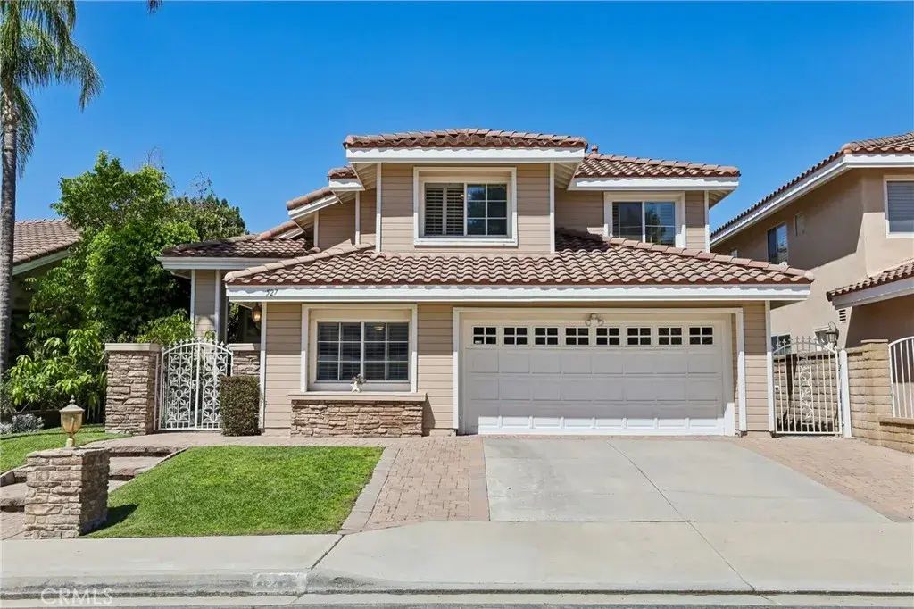 527 S Morningstar Drive, Anaheim