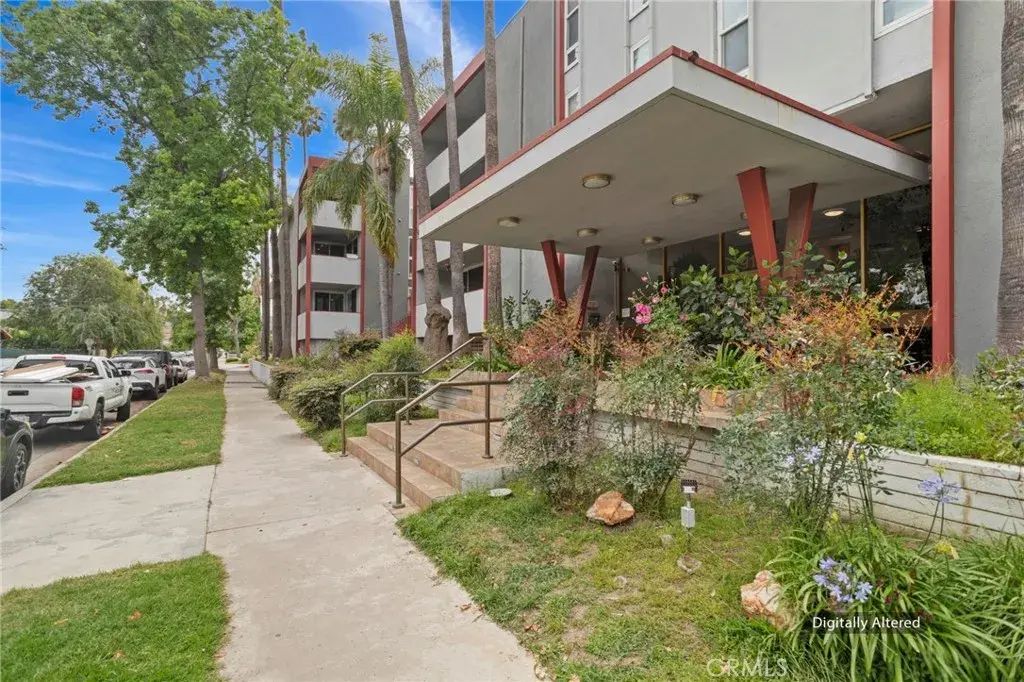 4915 Tyrone Avenue 136, Sherman Oaks