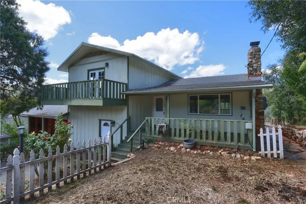 5160 Campbell, Mariposa