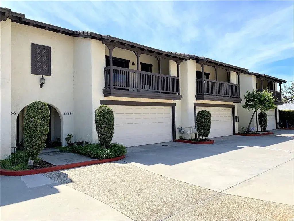 1189 Strawberry Lane, Glendora
