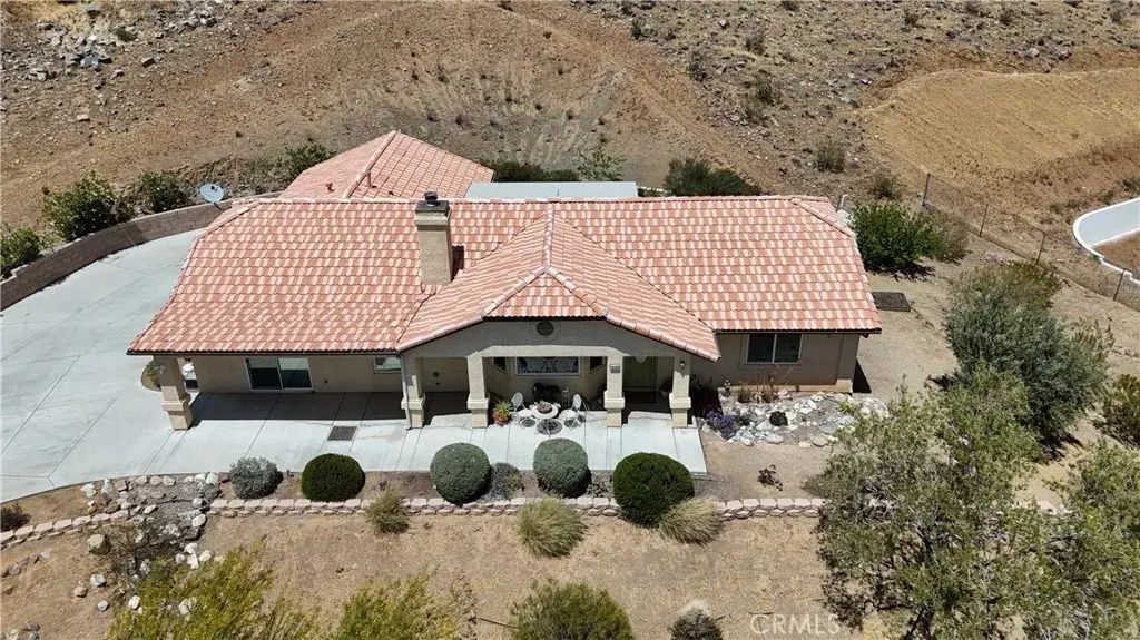 16190 Rancherias Road, Apple Valley