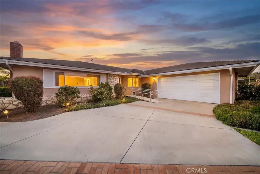 10339 Maybrook, Whittier
