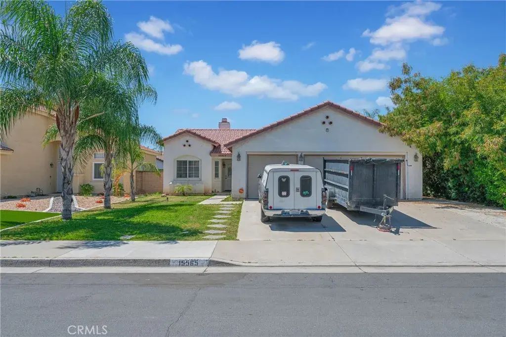 15565 Isleta, Moreno Valley