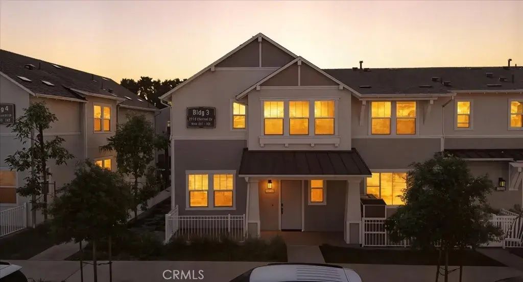 2378 Channel Drive 105, Ventura