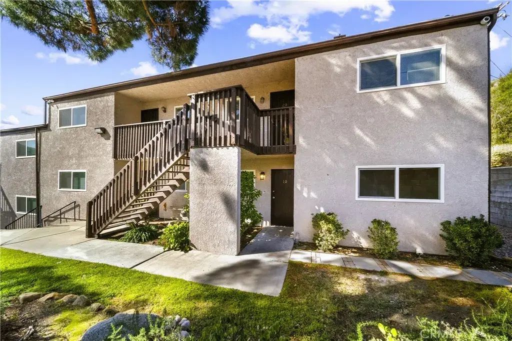 17847 Beneda Lane 10, Canyon Country