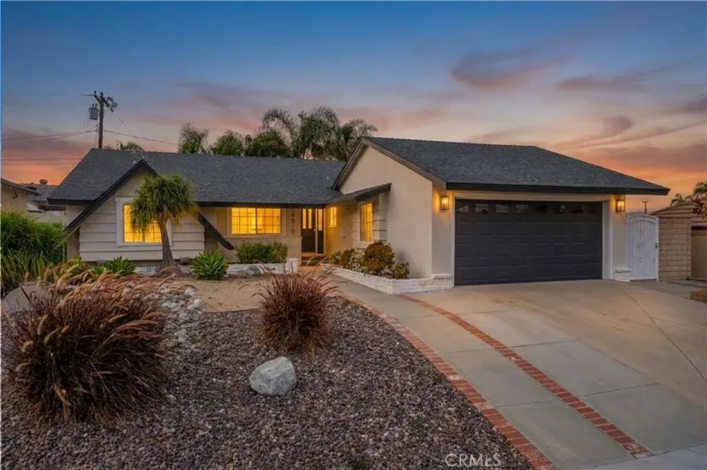 15815 Silvergrove, Whittier