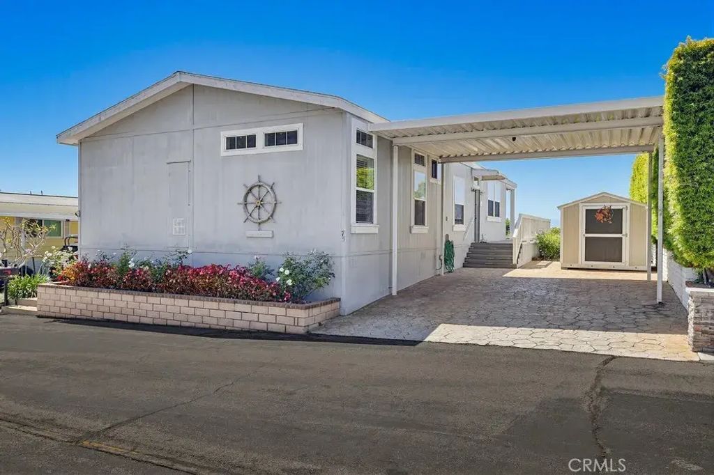2275 W 25th 75, San Pedro