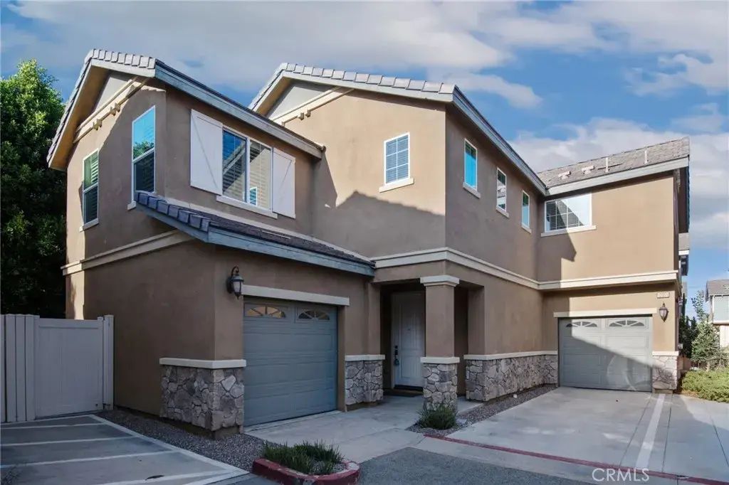 12951 Red Cedar, Chino
