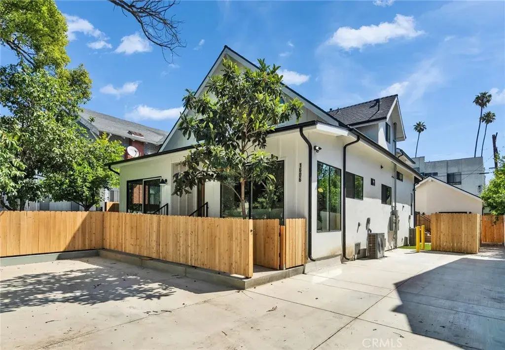 1606 N Kingsley, Los Angeles