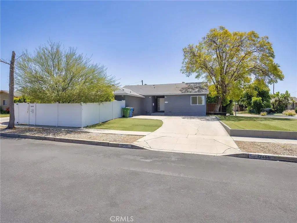 12456 Rouge Street, Sun Valley