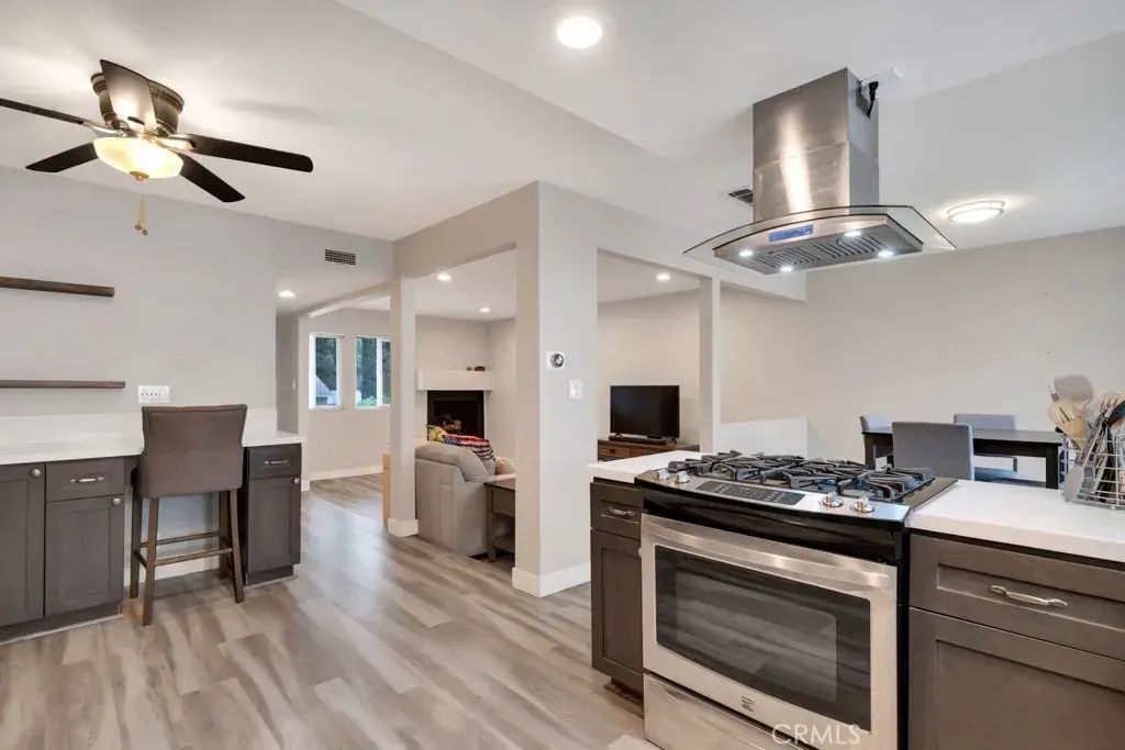 110 Jeranios Court, Thousand Oaks