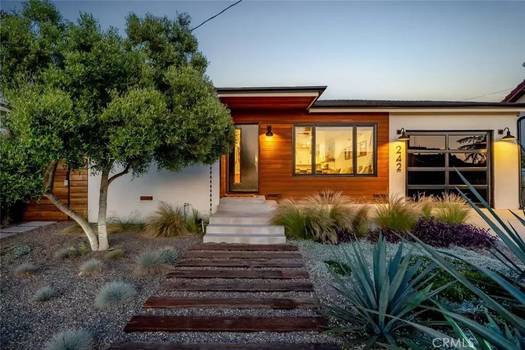 242 N 6th Street, Grover Beach