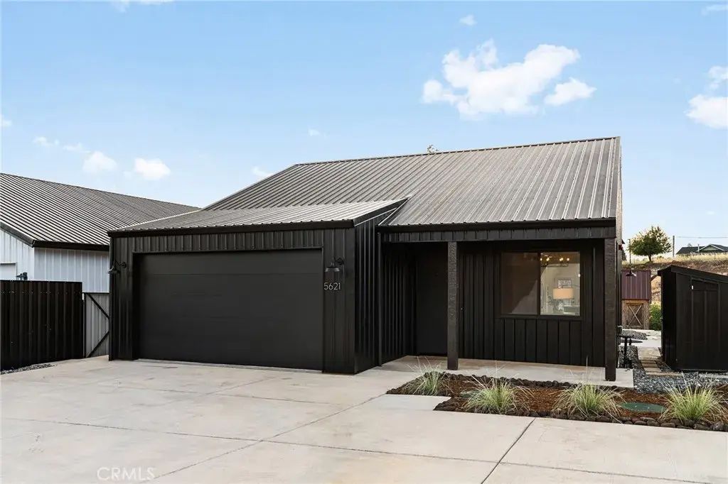 5621 Sierra Park, Paradise