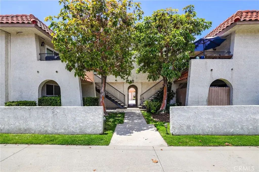 4752 Pearce, Huntington Beach