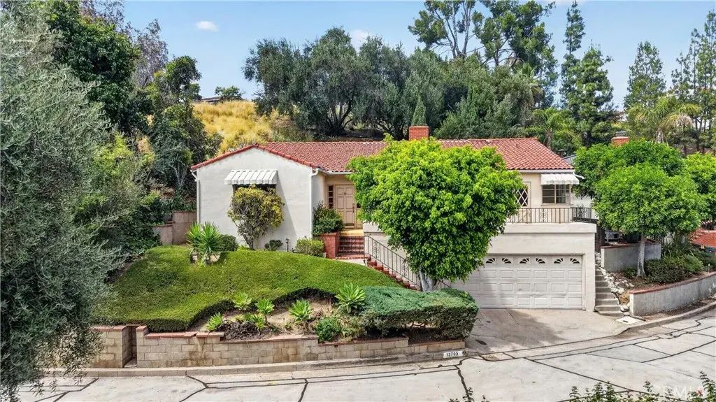 13705 Glen Court, Whittier