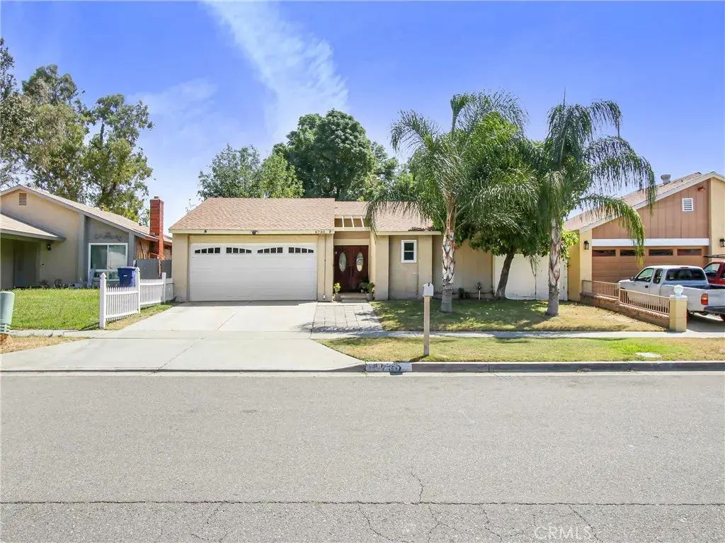 6730 Astoria, Riverside