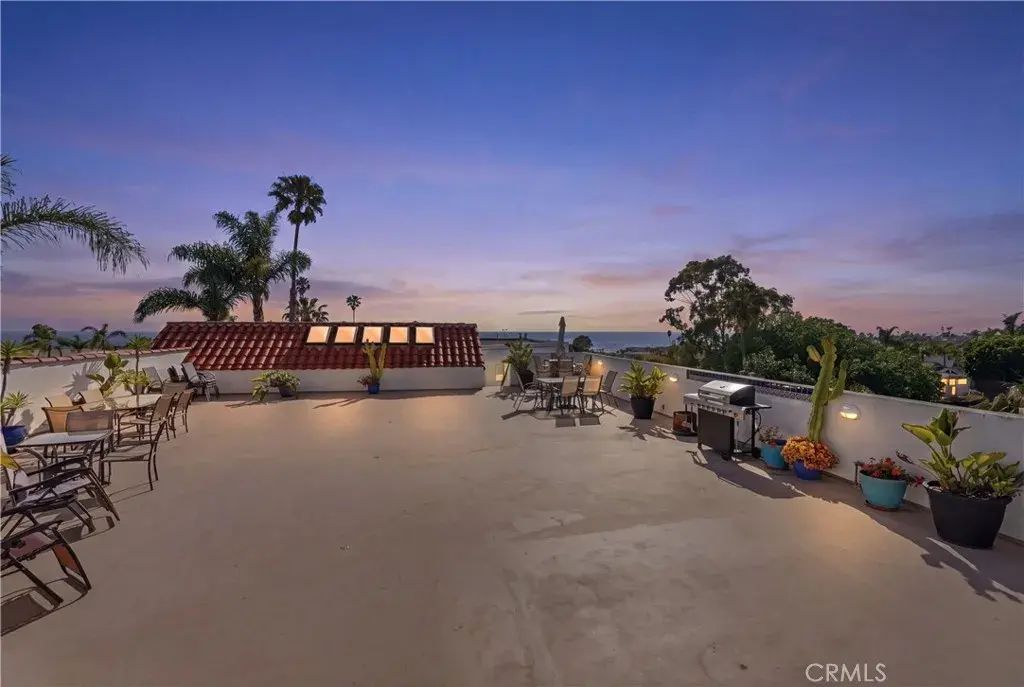 206 Avenida Montalvo 8, San Clemente