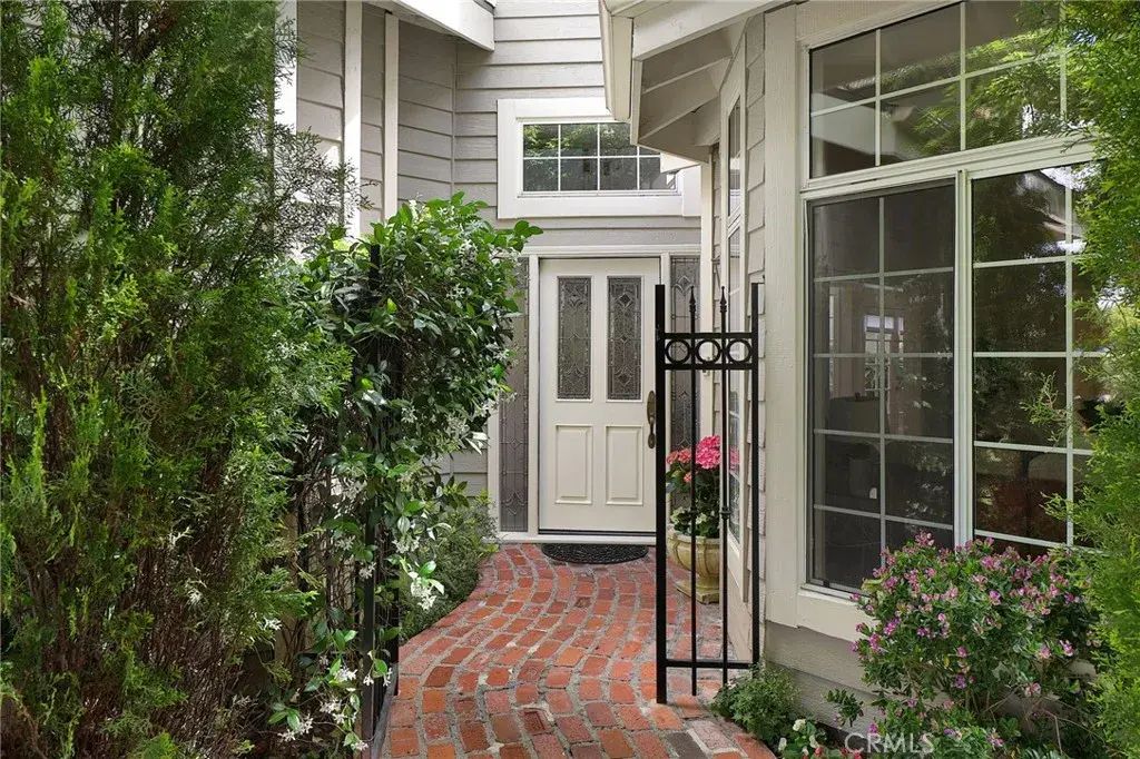 4532 Laurelgrove Avenue, Studio City