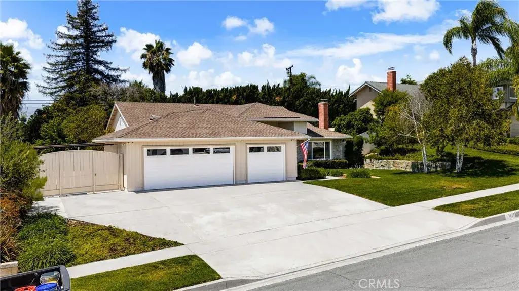 1685 Francis, Upland