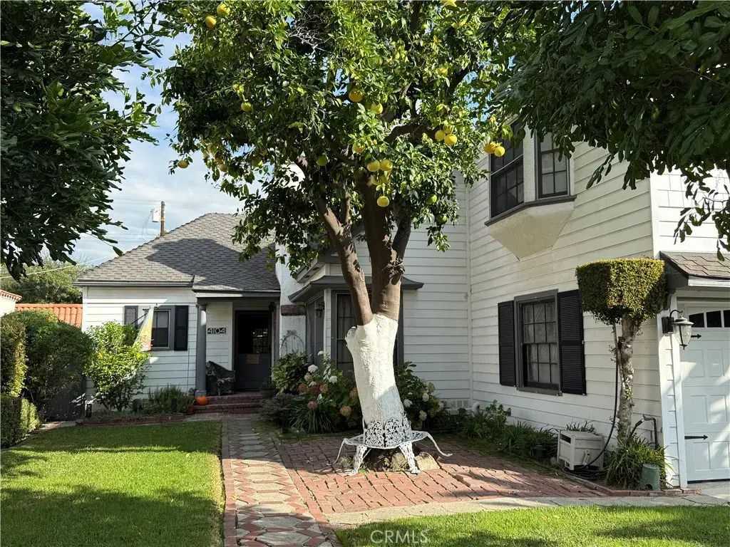 4104 Bakman, Studio City