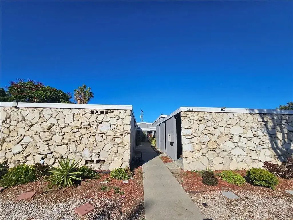 2121 W Catalina, Anaheim