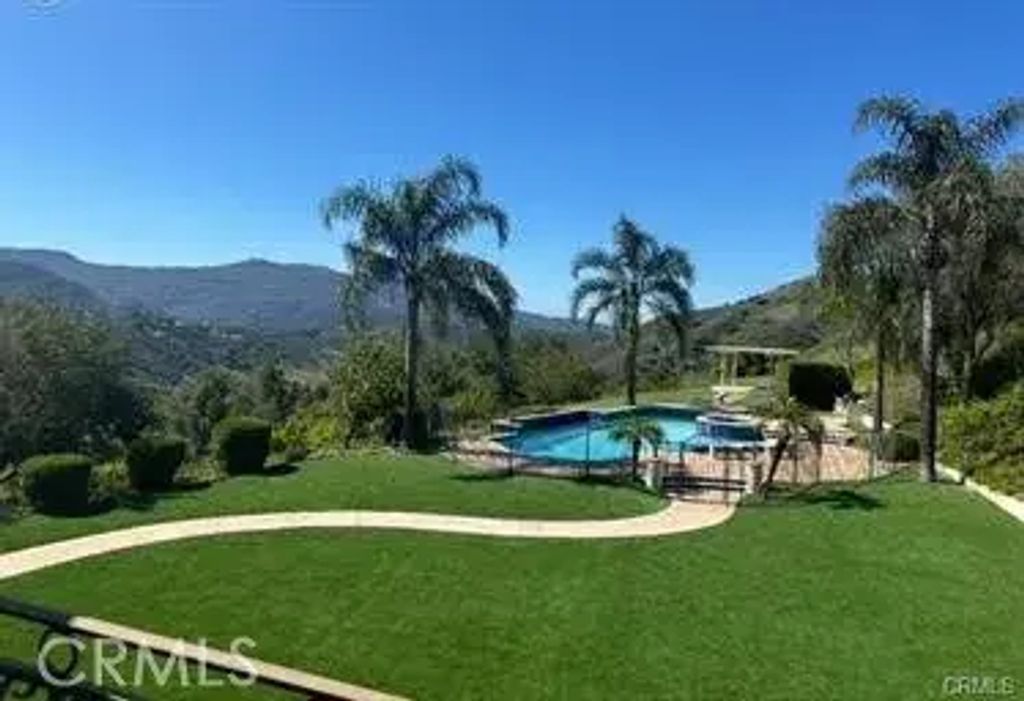 24992 Normans Way, Calabasas