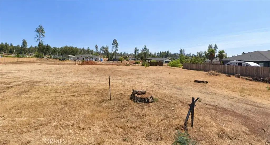 6254 Fern, Paradise