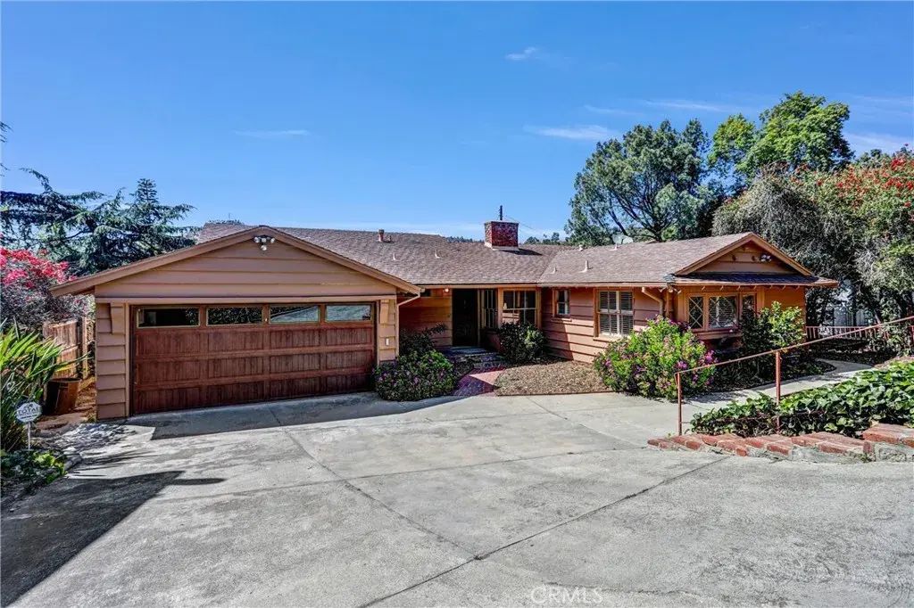3336 Dunsmere Road, Glendale