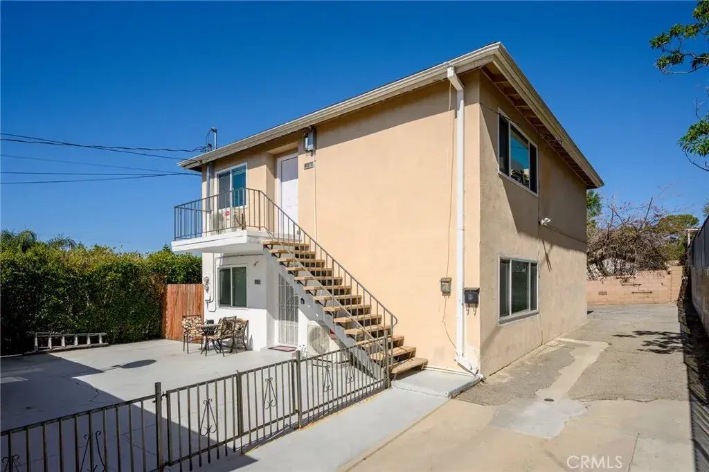 7231 Apperson Street, Tujunga