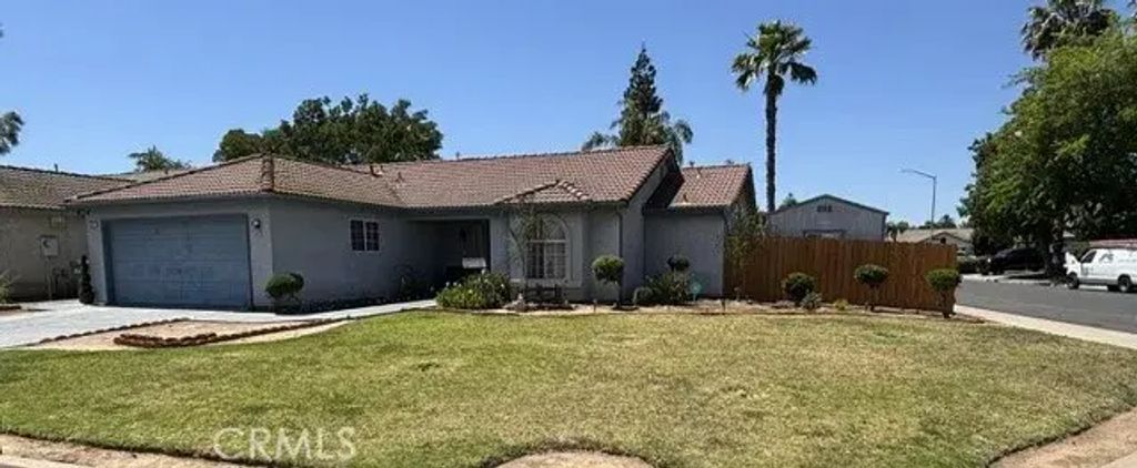 5597 N Ellendale, Fresno