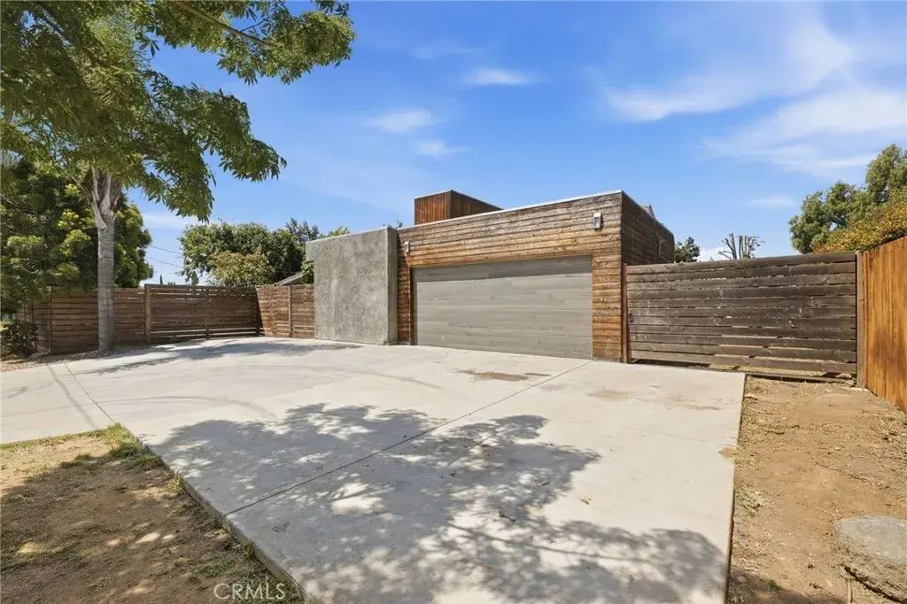 196 Santa Clara Drive, Vista