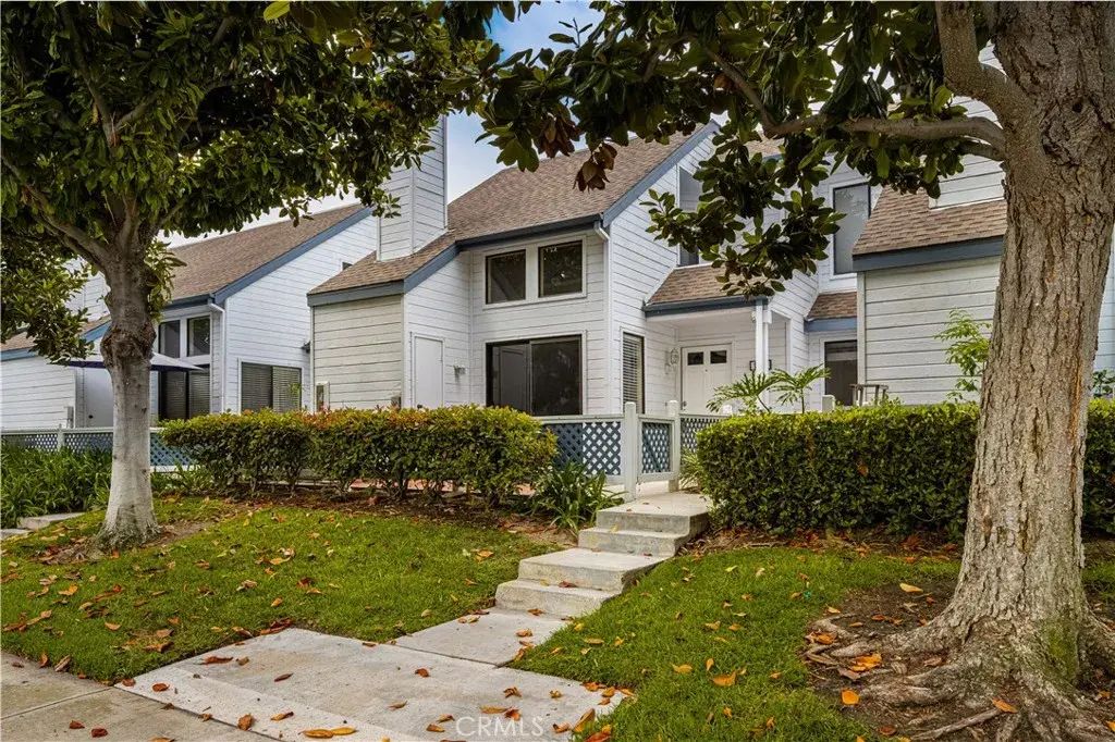115 Fallingstar, Irvine