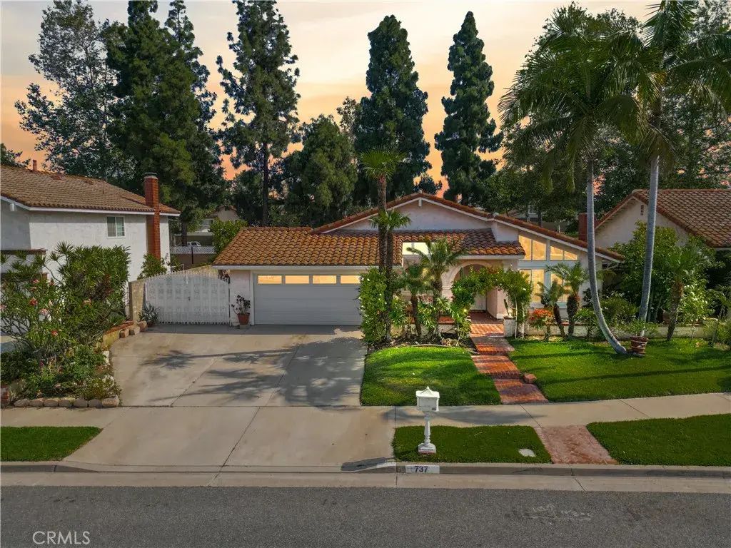 737 San Juan, Placentia