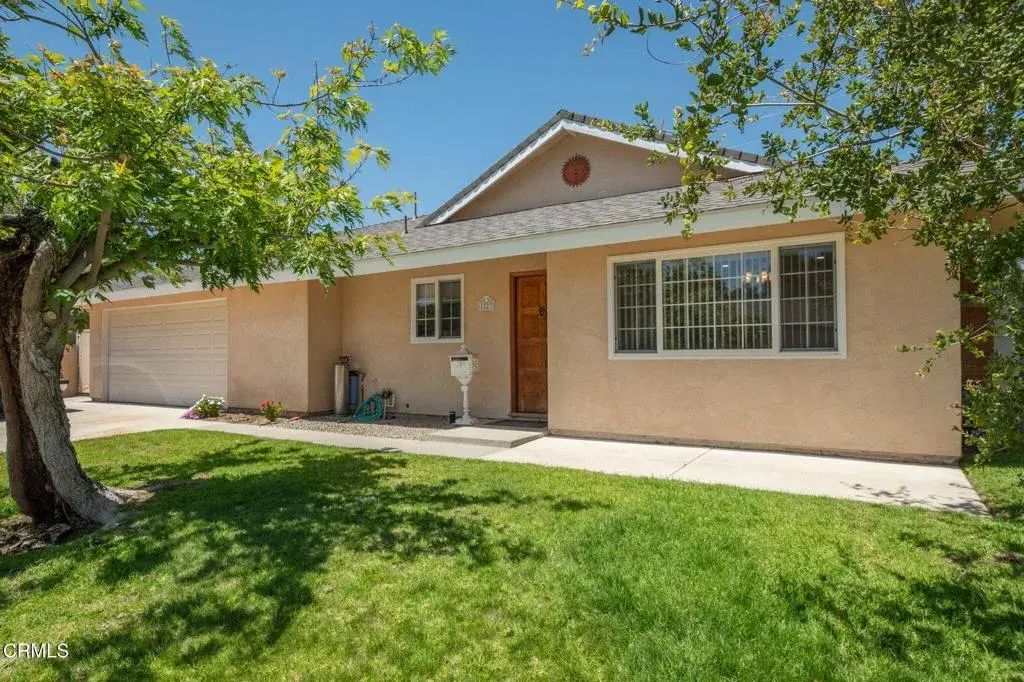 1227 Maple Street, Santa Paula