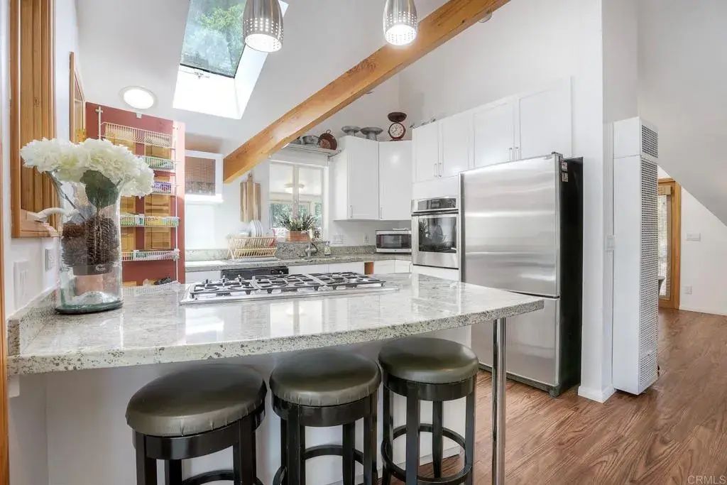 22223 Crestline Road, Palomar Mountain