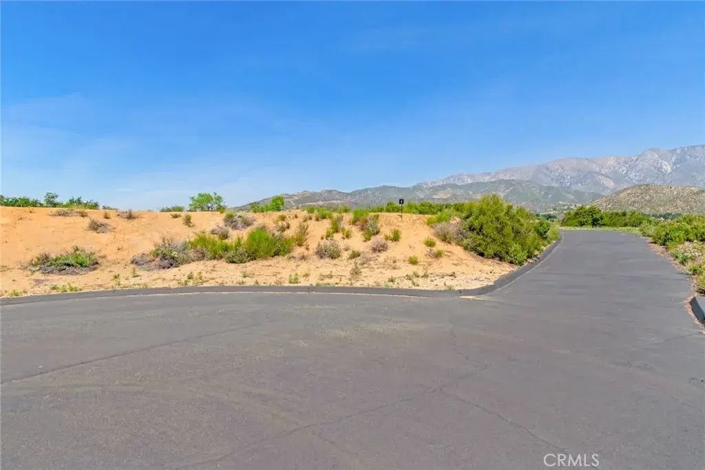 7055 Royal View, Yucaipa
