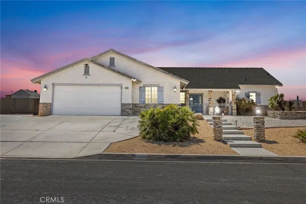 13330 Paraiso Road, Apple Valley