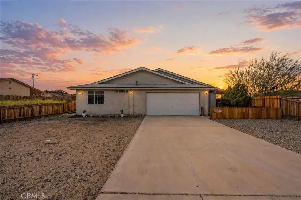 7431 Bay Ave, California City