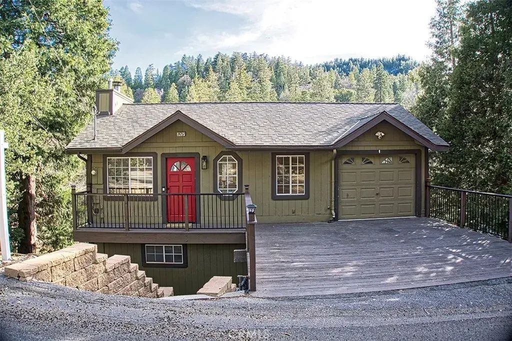 24757 Basel Drive, Crestline