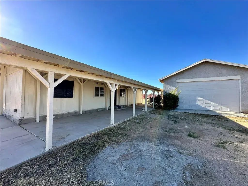 11550 White B, Victorville